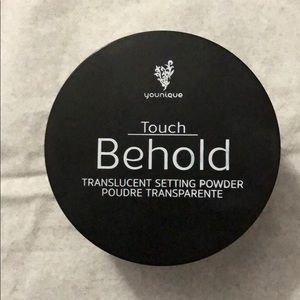 Younique Touch Behold setting powder